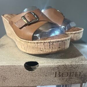 Born women’s sandals 10 new